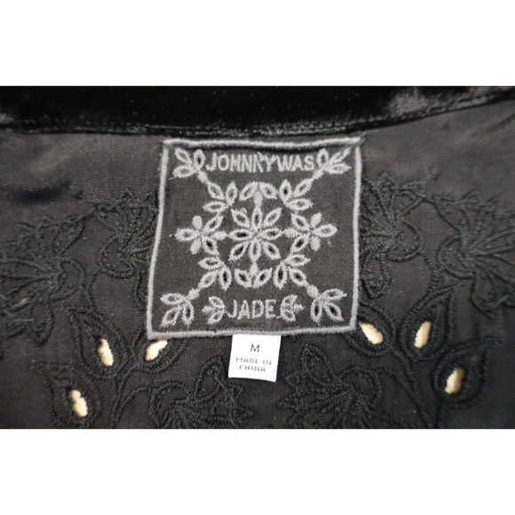 Johnny Was Jade Velvet Black Jacket Open Size M Rayon Silk L40820-7 Embroidered - Picture 11 of 12